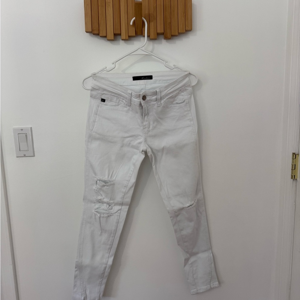 KanCan Women's White Distressed Skinny Jeans, Size 26